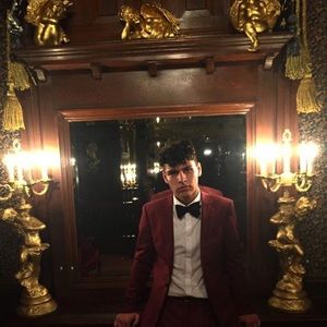 Meet your Posher, Joseph